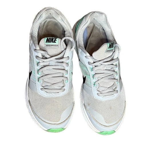 Nike Relentless Sneakers Size 8.5 Women’s - Picture 2 of 6